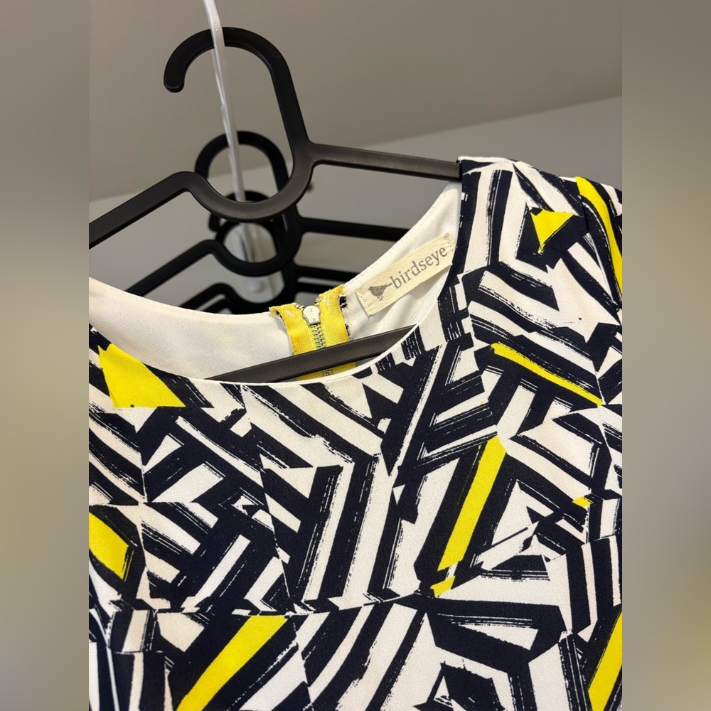Fun Geometric Dress - Picture 2 of 6